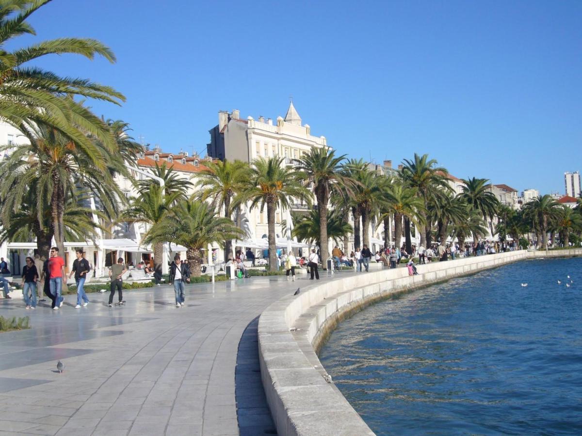 Hotel Awesome Stone House à Split Extérieur photo