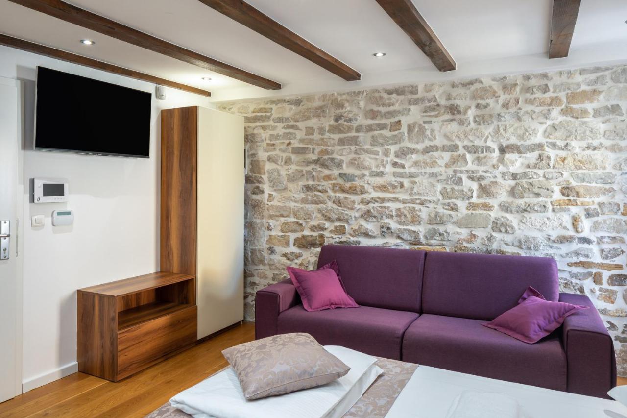 Hotel Awesome Stone House à Split Extérieur photo