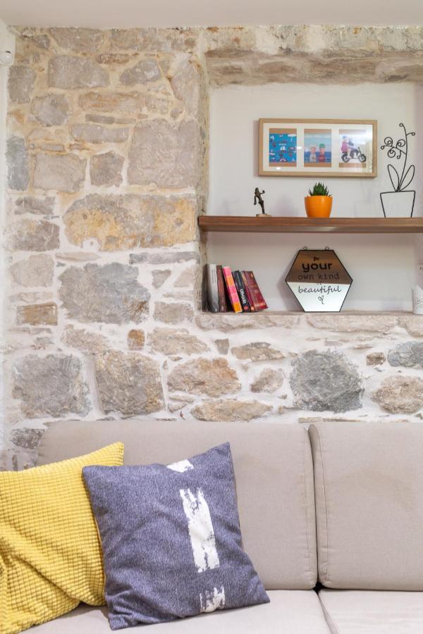 Hotel Awesome Stone House à Split Extérieur photo